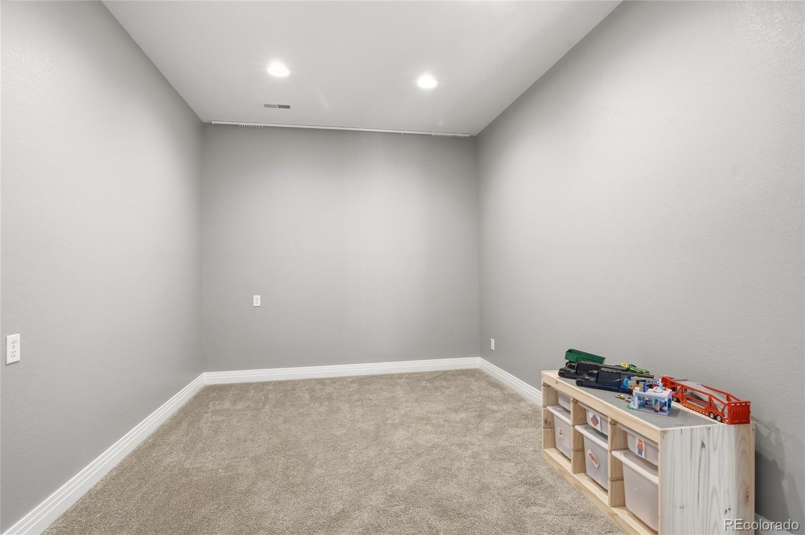 MLS Image #21 for 17047 w 61st place,arvada, Colorado