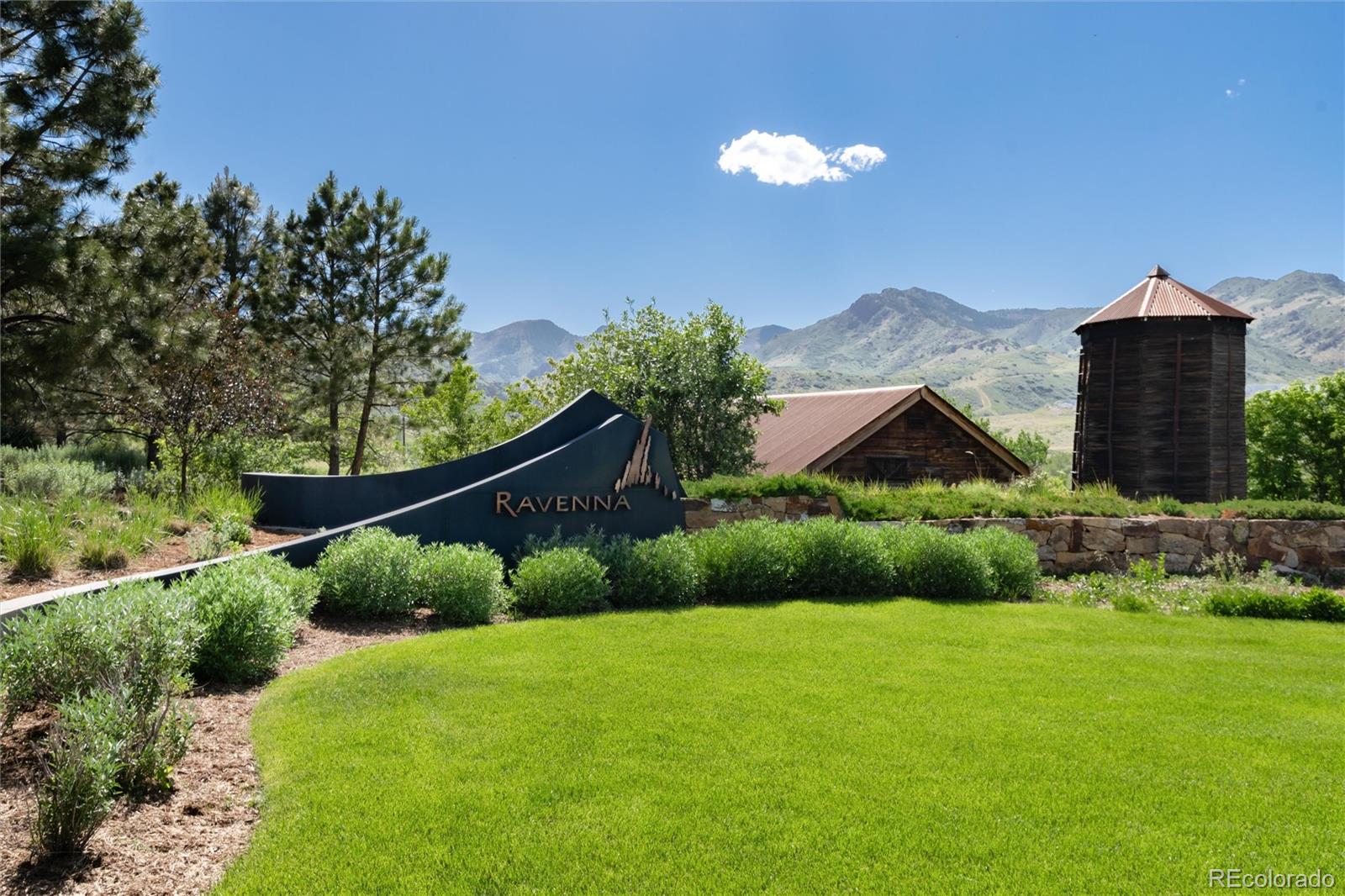 MLS Image #38 for 8310  raphael lane,littleton, Colorado