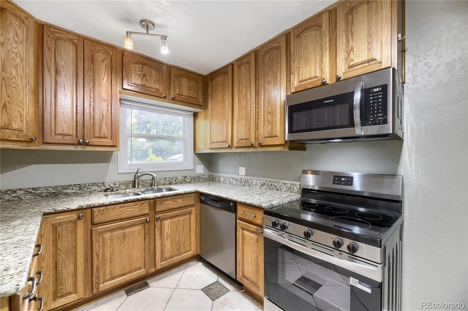 MLS Image #14 for 7050 w 5th avenue,lakewood, Colorado