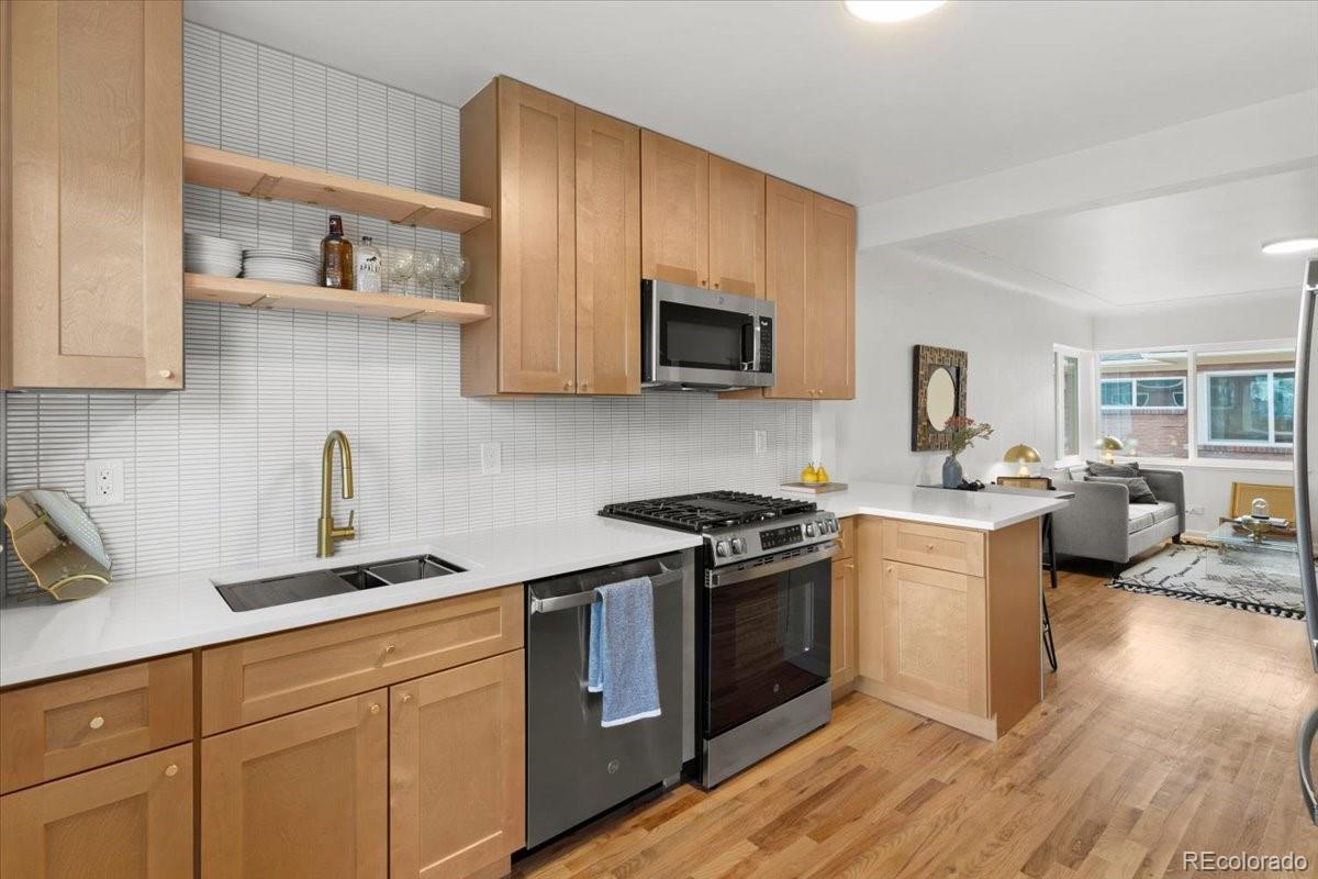 MLS Image #6 for 3383 n kearney street,denver, Colorado