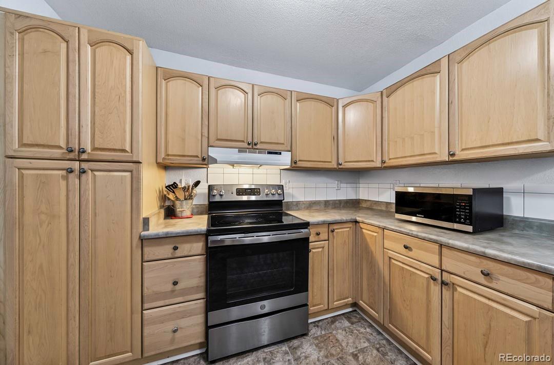 MLS Image #8 for 2230  del mar drive ,colorado springs, Colorado