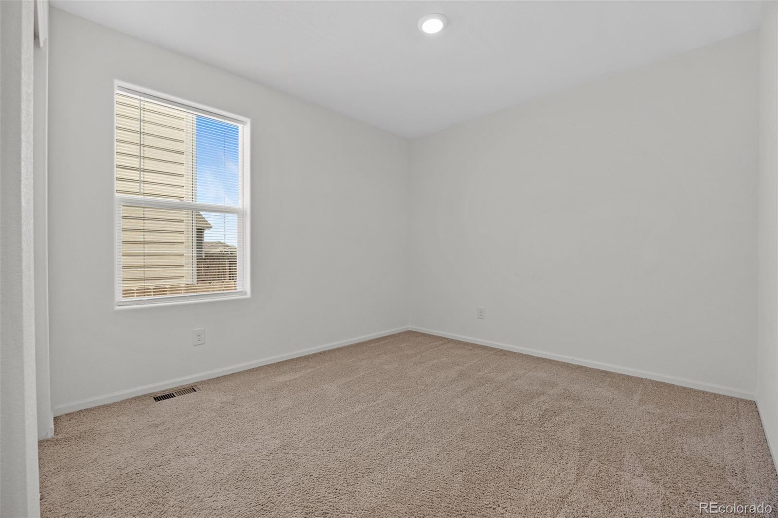 MLS Image #16 for 47323  iris avenue,bennett, Colorado