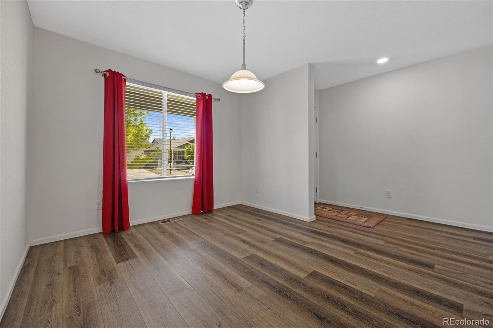 MLS Image #5 for 47323  iris avenue,bennett, Colorado