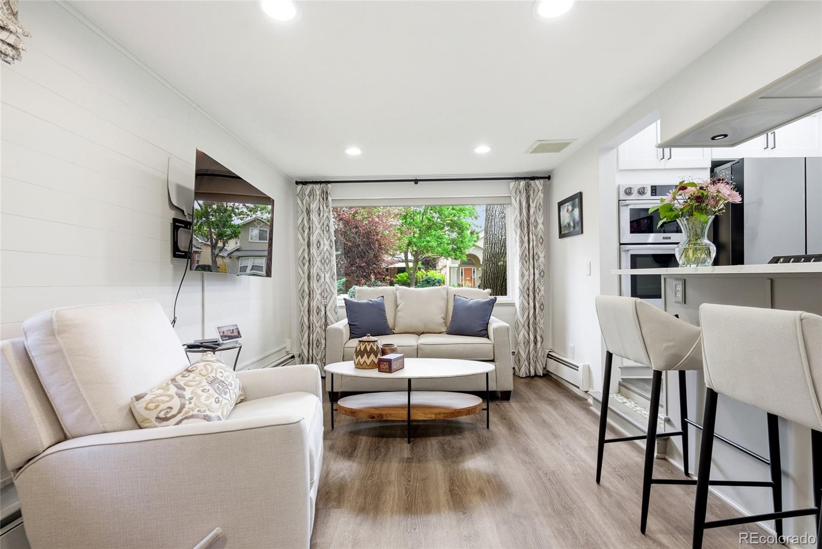 MLS Image #10 for 817  locust street,denver, Colorado