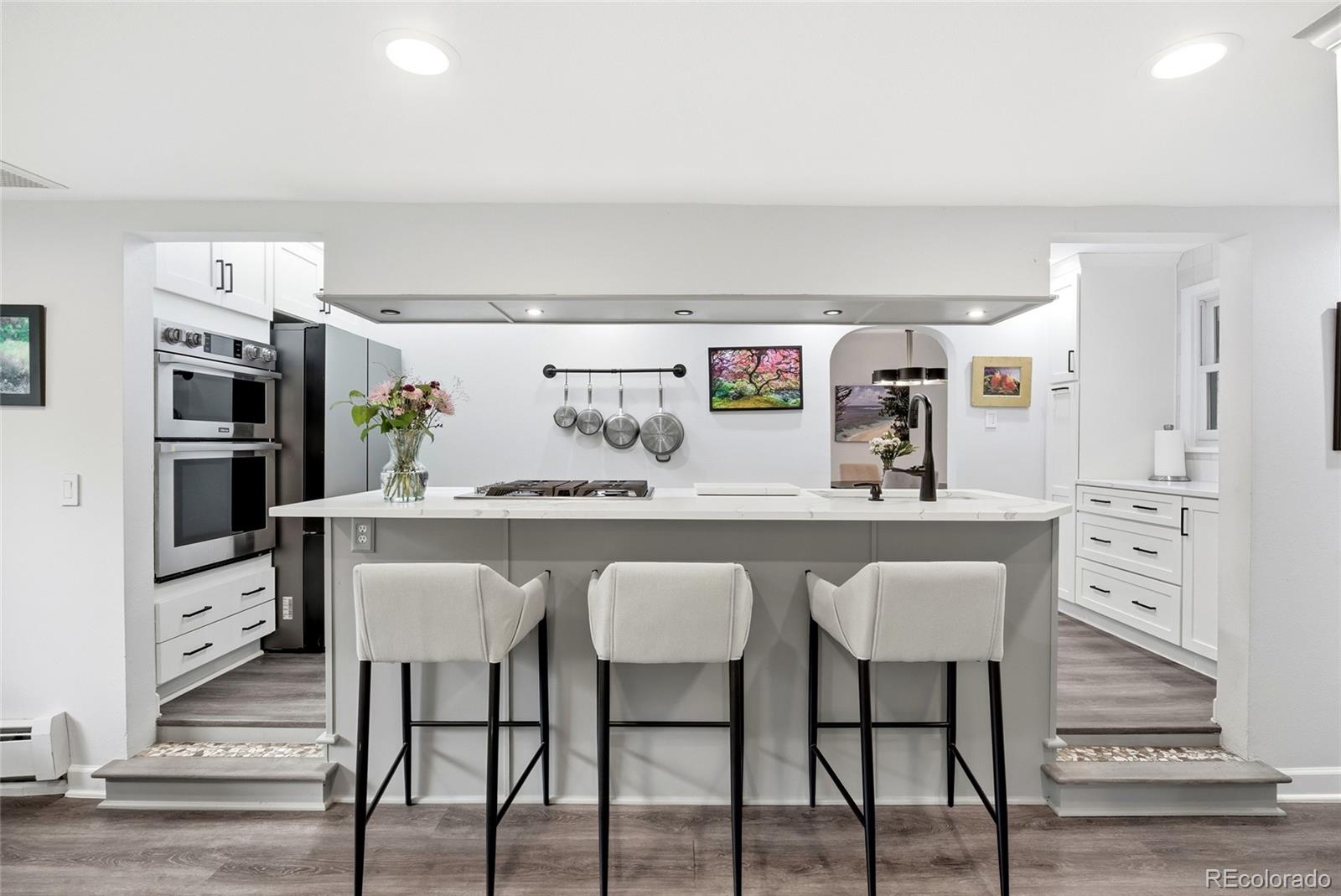 MLS Image #11 for 817  locust street,denver, Colorado