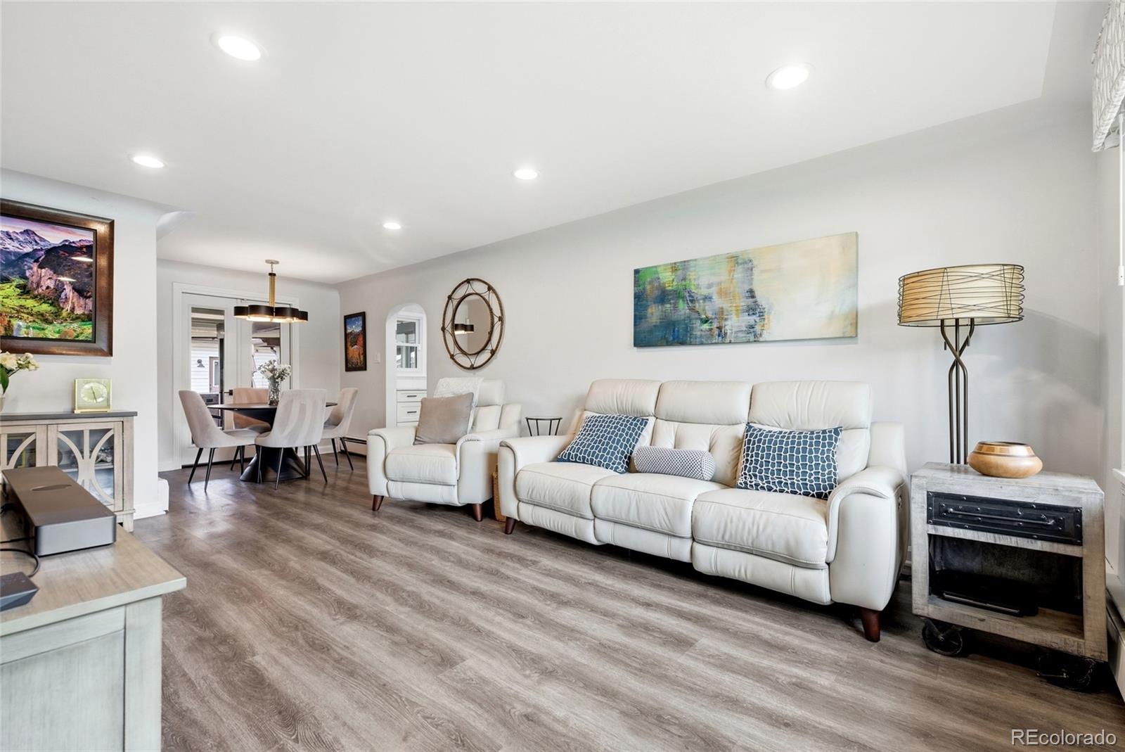MLS Image #2 for 817  locust street,denver, Colorado