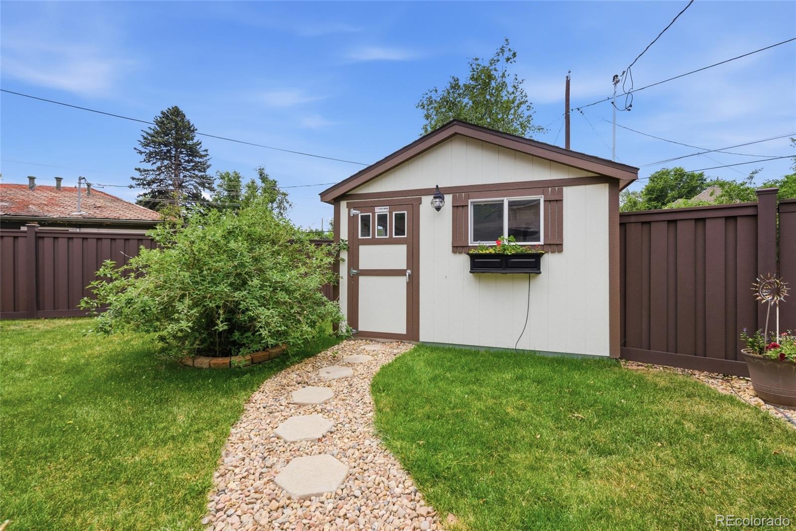 MLS Image #23 for 817  locust street,denver, Colorado