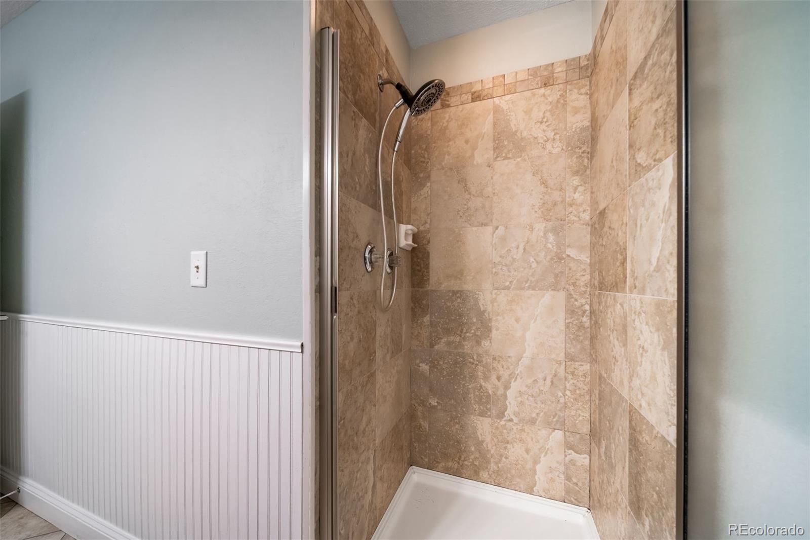 MLS Image #28 for 37 e 14th place,broomfield, Colorado