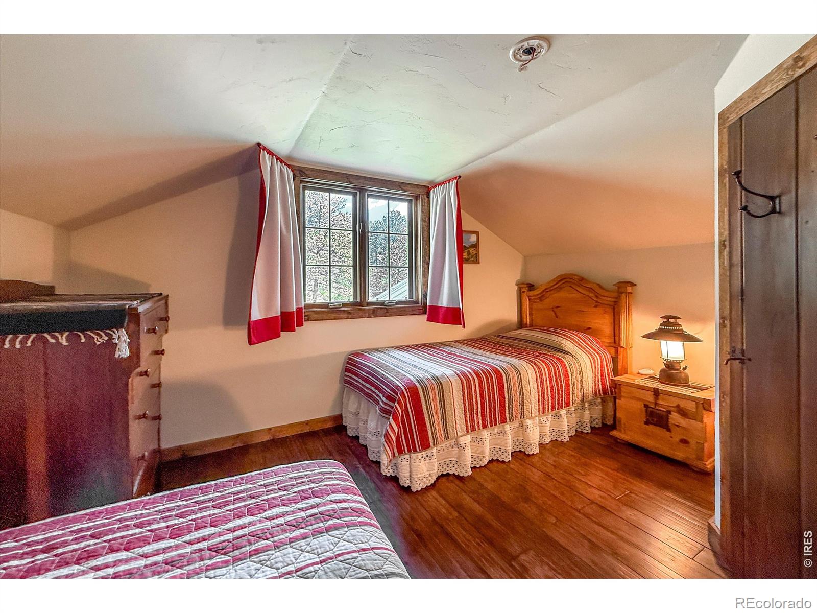 MLS Image #36 for 416  highway 7 business ,allenspark, Colorado