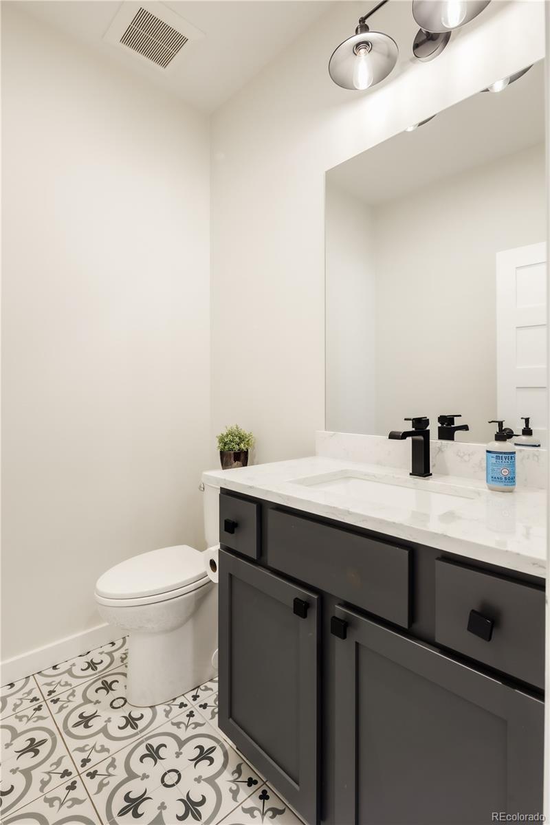 MLS Image #12 for 4255 n raleigh street,denver, Colorado