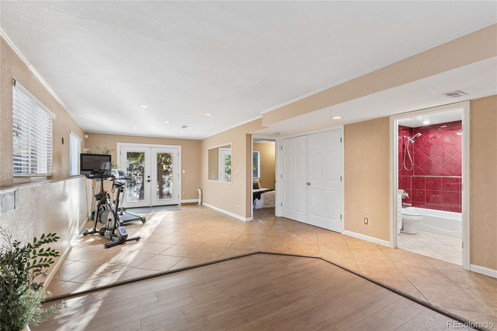 MLS Image #15 for 993 s oakland court,aurora, Colorado