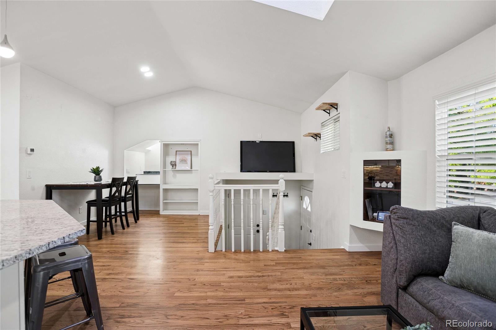 MLS Image #7 for 993 s oakland court,aurora, Colorado