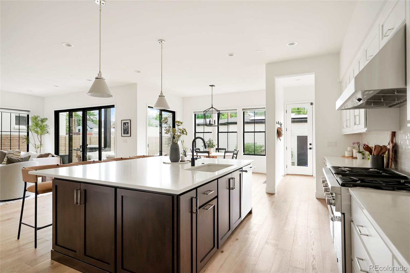 MLS Image #15 for 151 s humboldt street,denver, Colorado