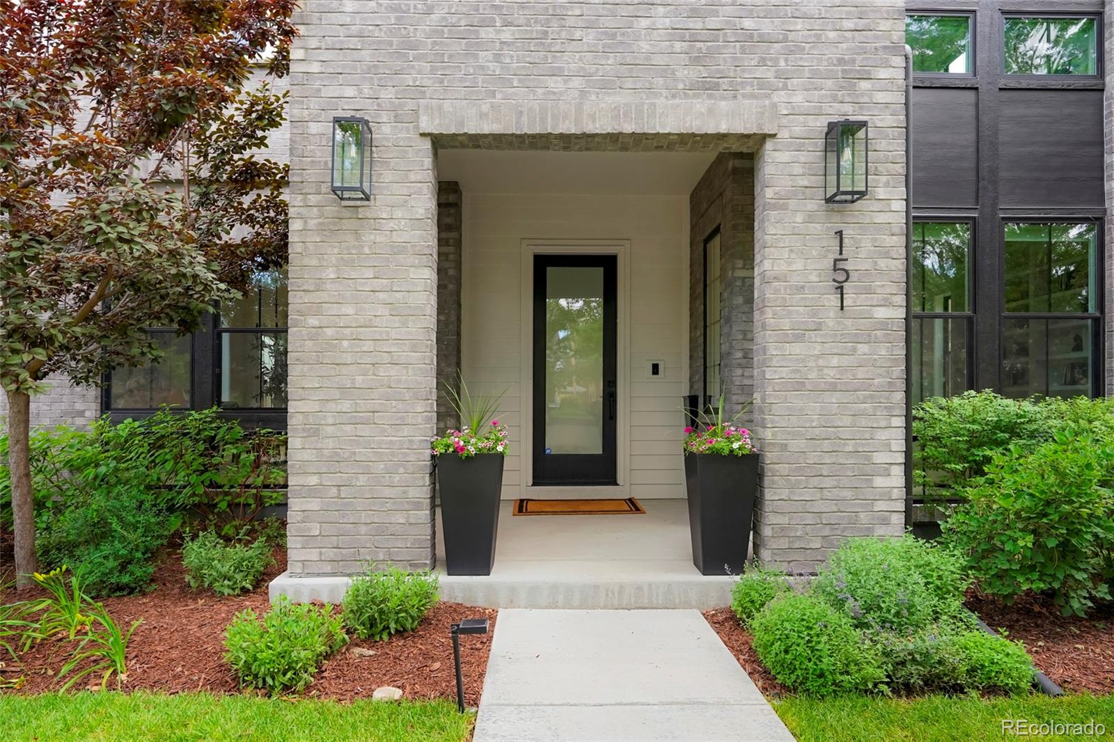 MLS Image #2 for 151 s humboldt street,denver, Colorado