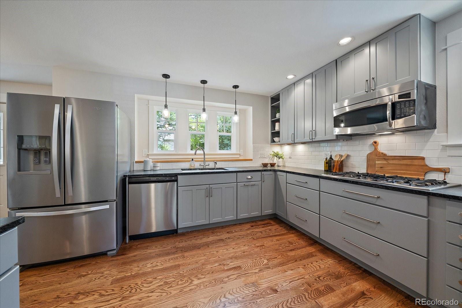 MLS Image #3 for 1070 e bates parkway,englewood, Colorado