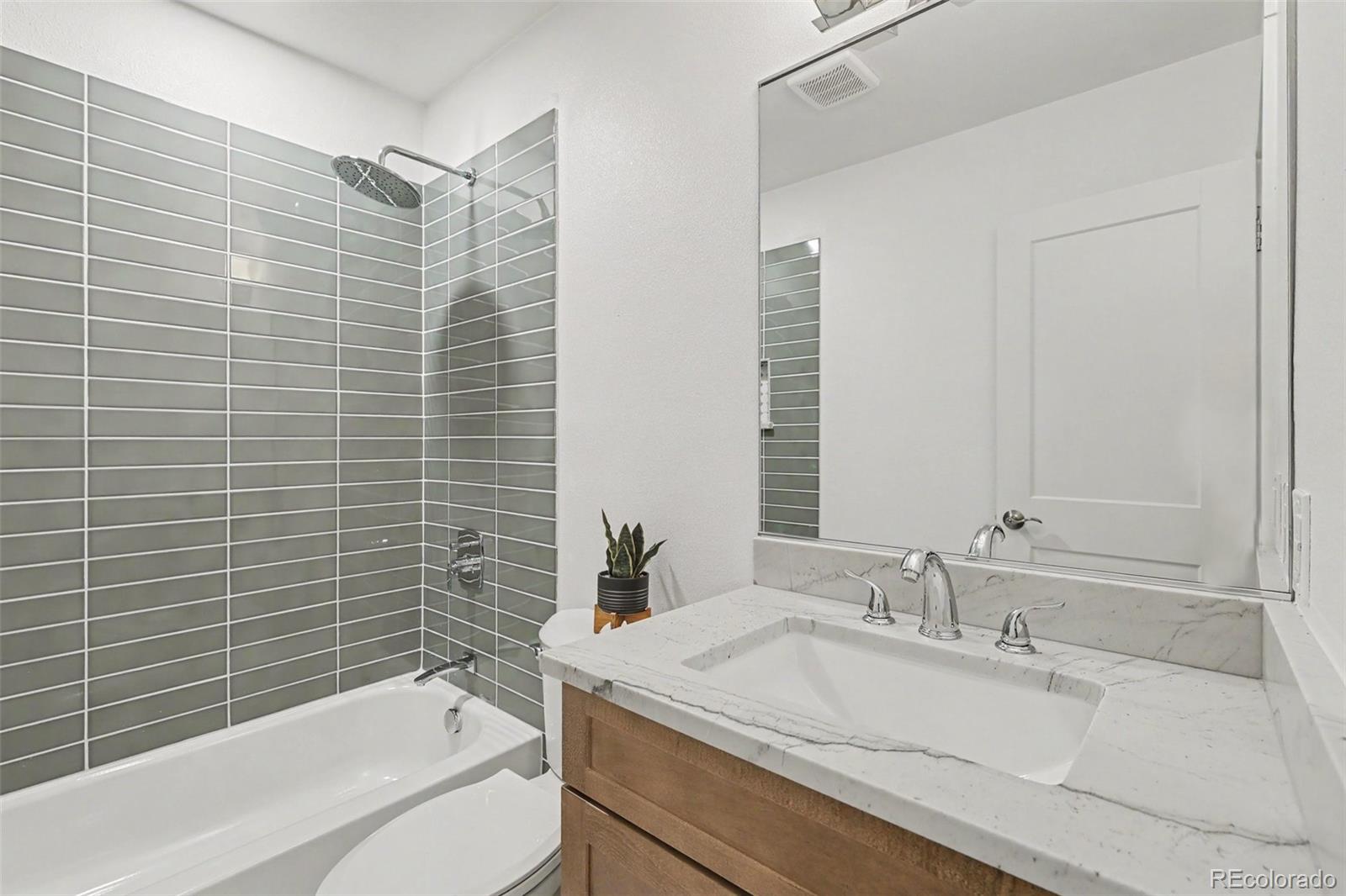 MLS Image #21 for 2746 n milwaukee street,denver, Colorado