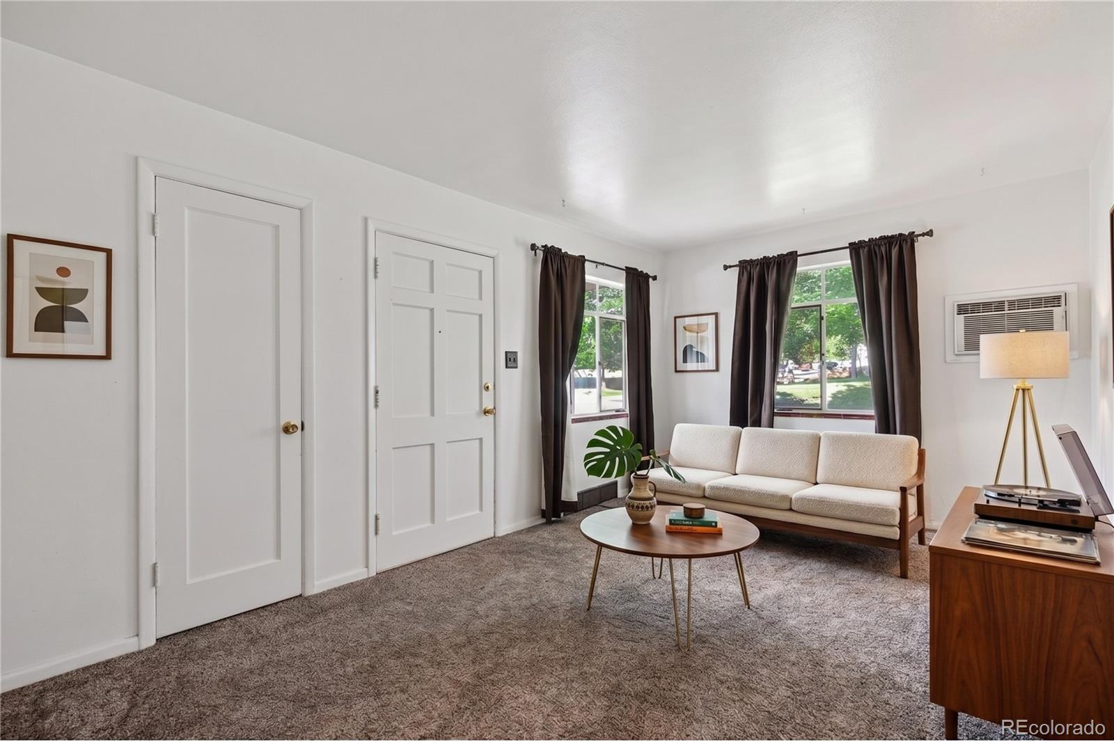MLS Image #4 for 1695 s wyandot street,denver, Colorado