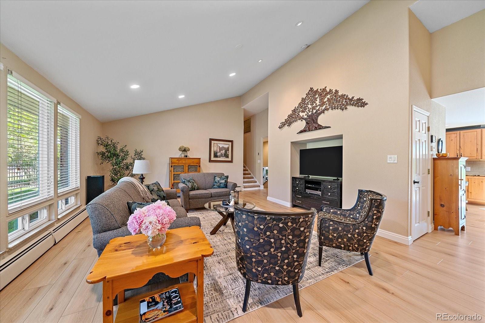 MLS Image #3 for 930  reed court,lakewood, Colorado