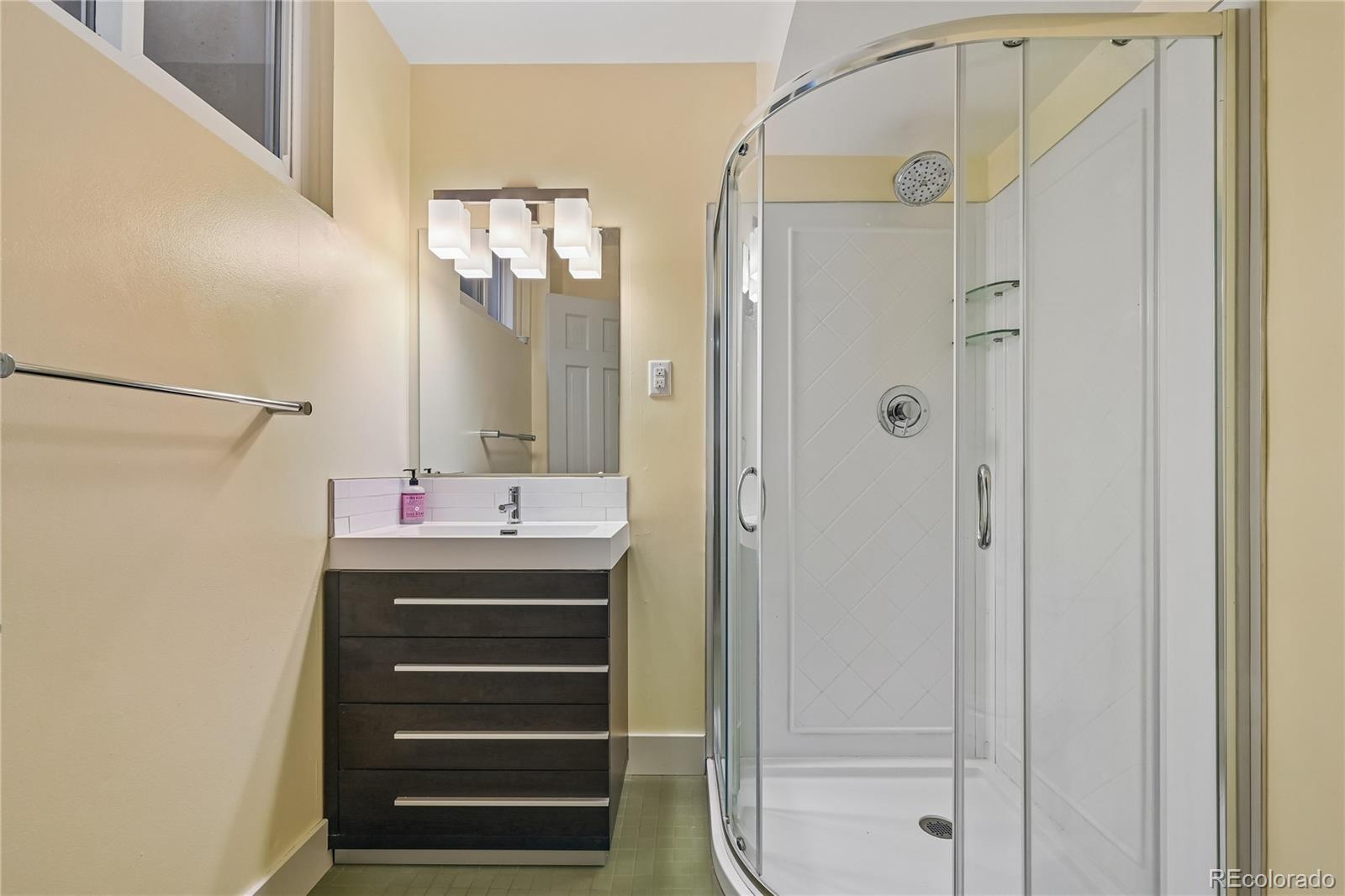 MLS Image #23 for 2816 s york street,denver, Colorado