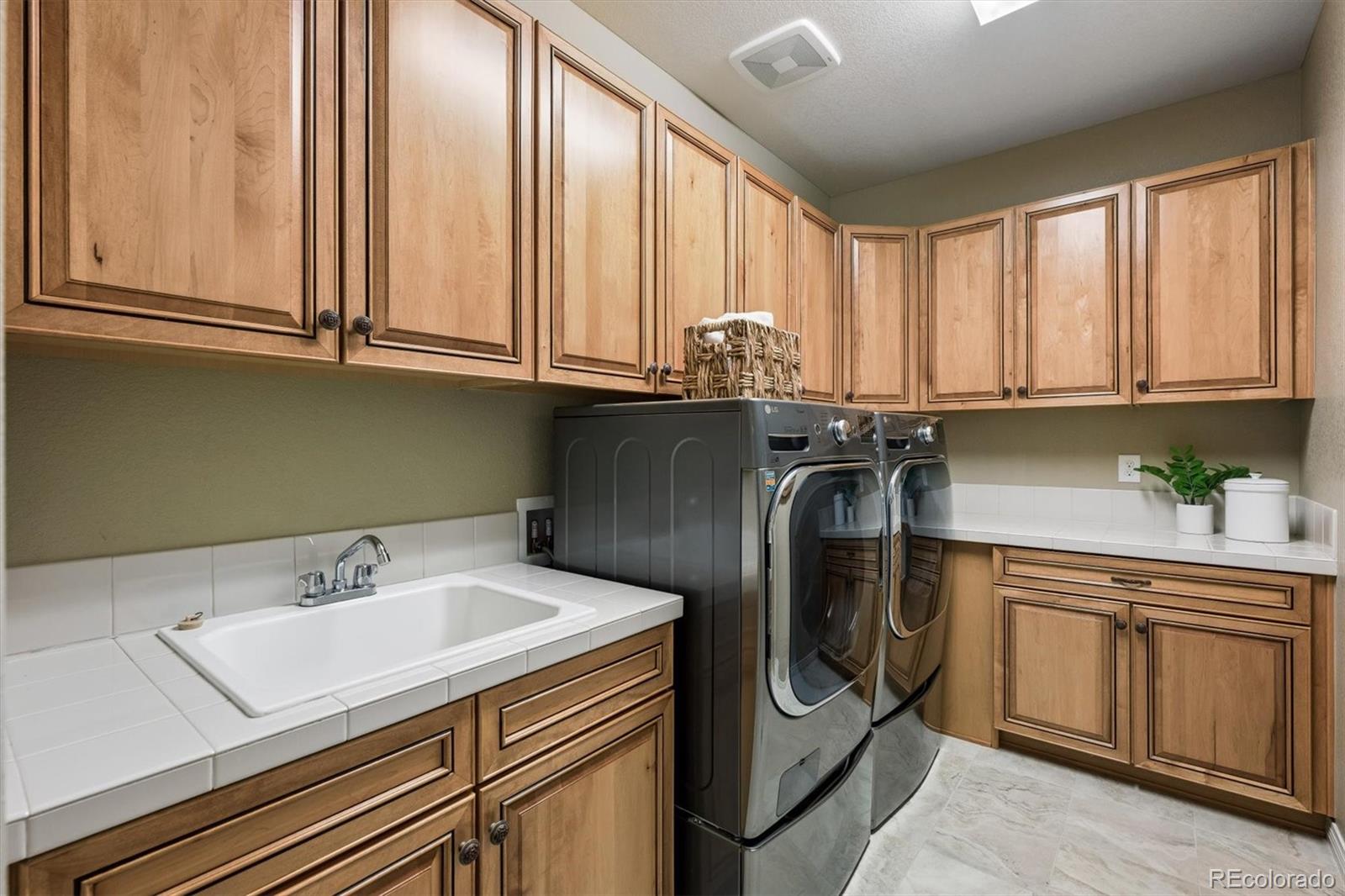 MLS Image #24 for 10665  timberdash avenue,highlands ranch, Colorado