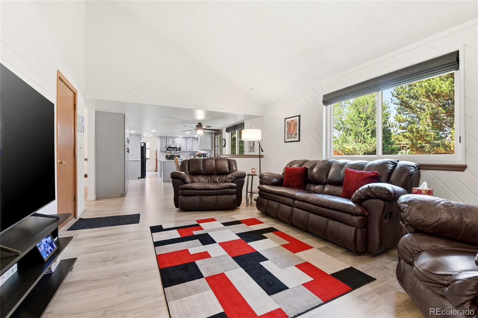 MLS Image #17 for 11039 e colorado drive,aurora, Colorado