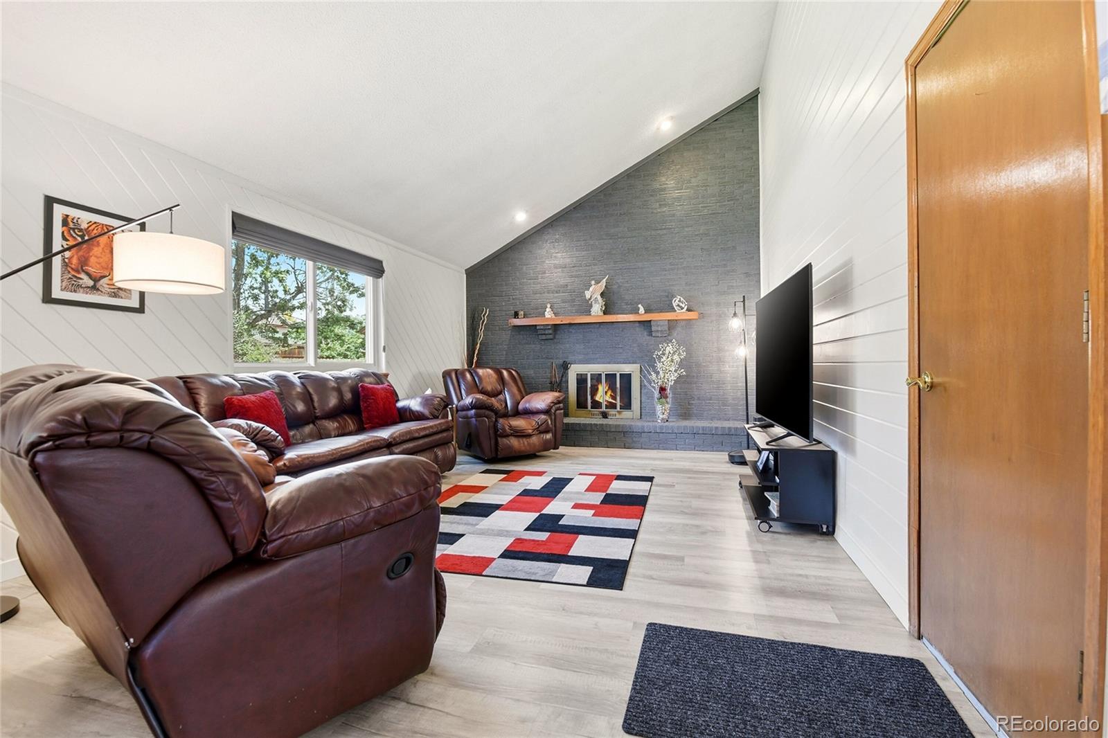 MLS Image #19 for 11039 e colorado drive,aurora, Colorado