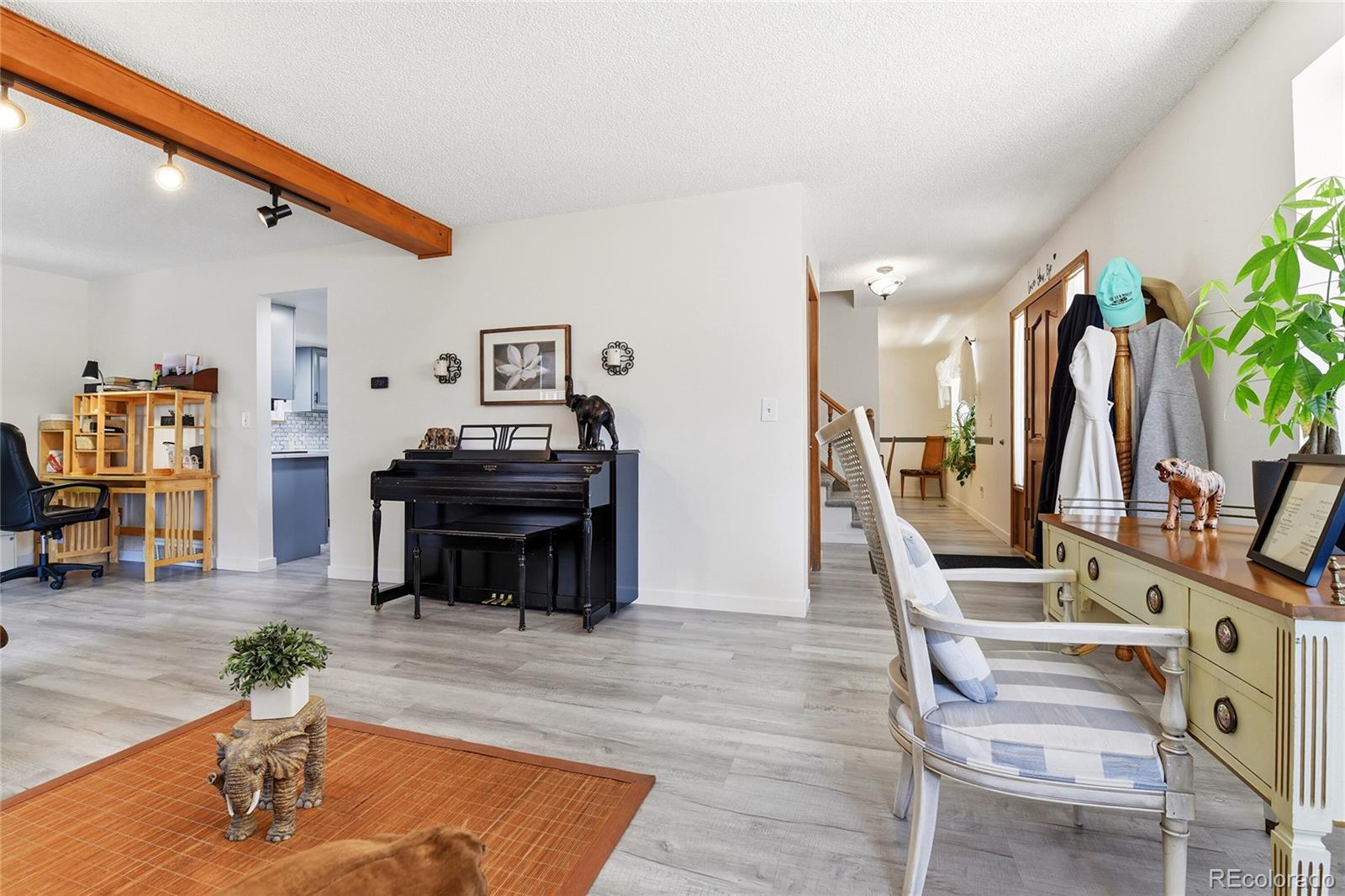 MLS Image #8 for 11039 e colorado drive,aurora, Colorado