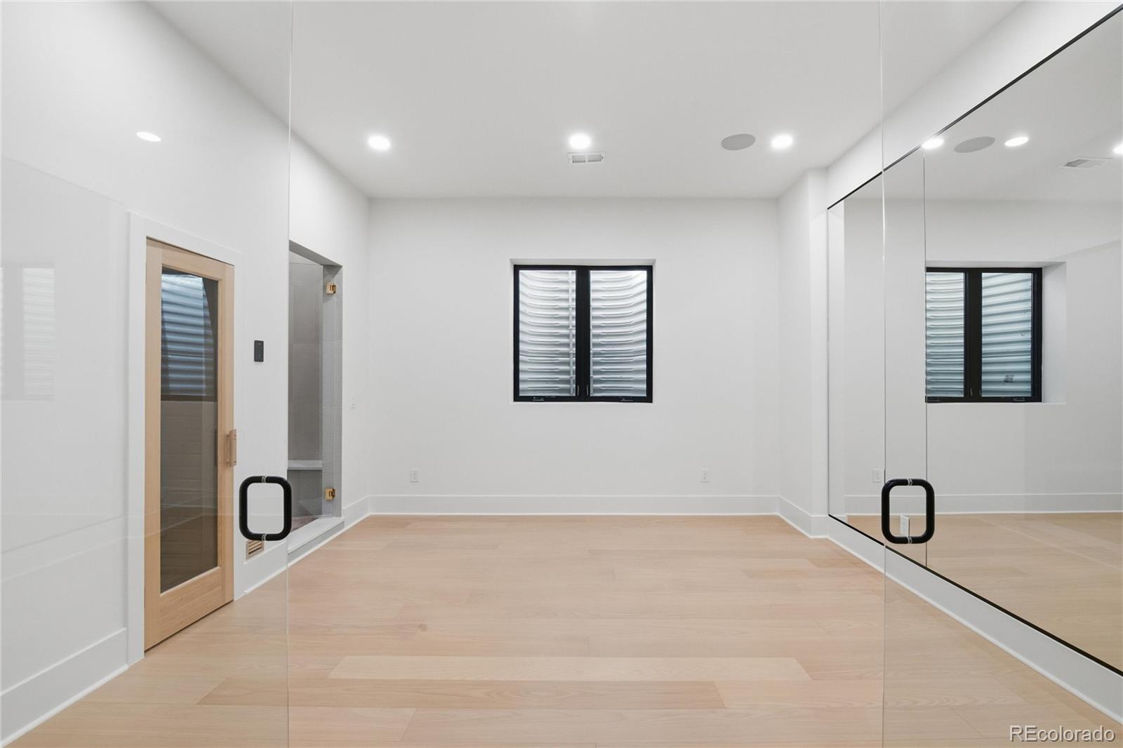 MLS Image #37 for 547 s williams street,denver, Colorado