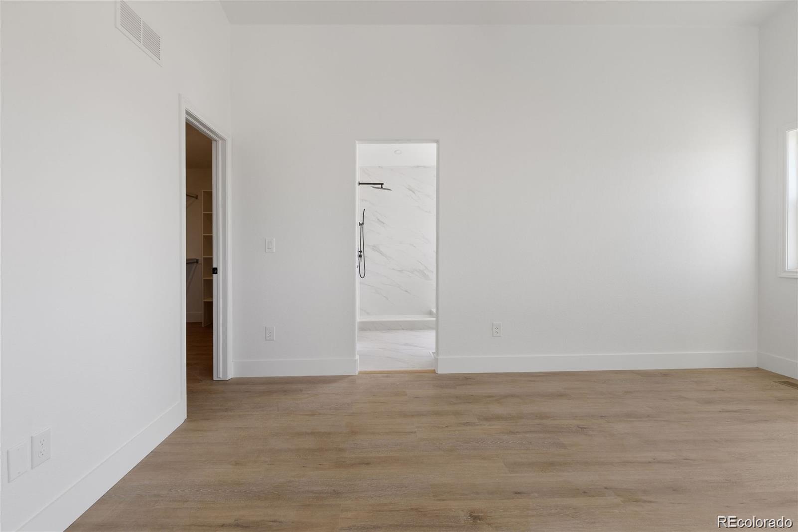 MLS Image #17 for 731  shoshone street,strasburg, Colorado