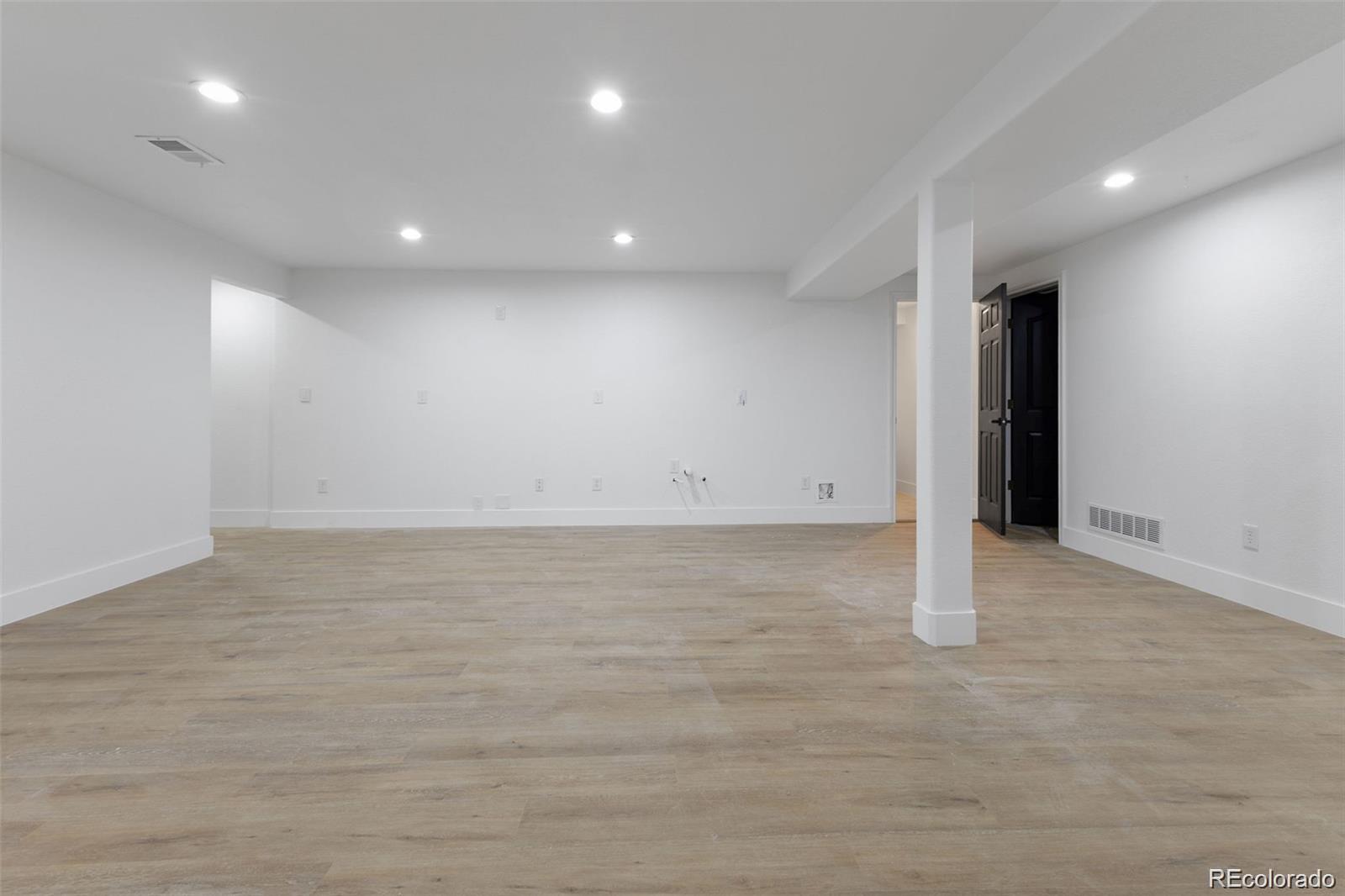 MLS Image #26 for 731  shoshone street,strasburg, Colorado