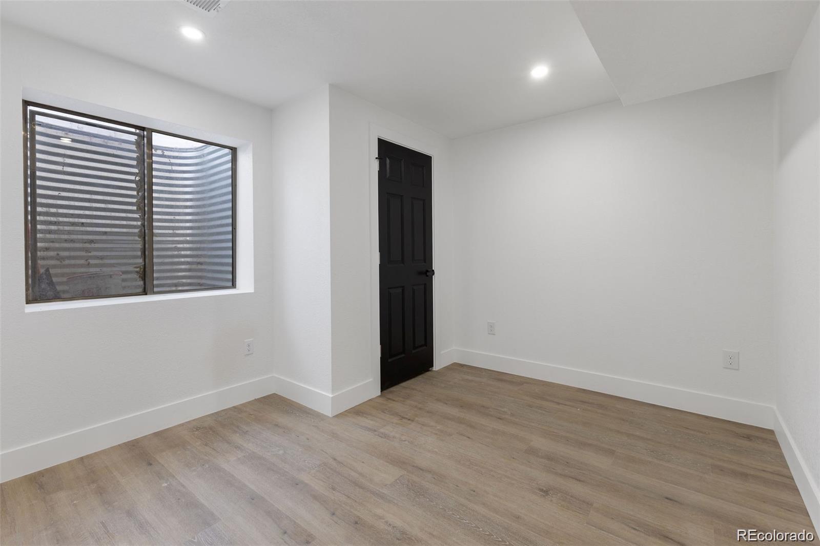 MLS Image #32 for 731  shoshone street,strasburg, Colorado