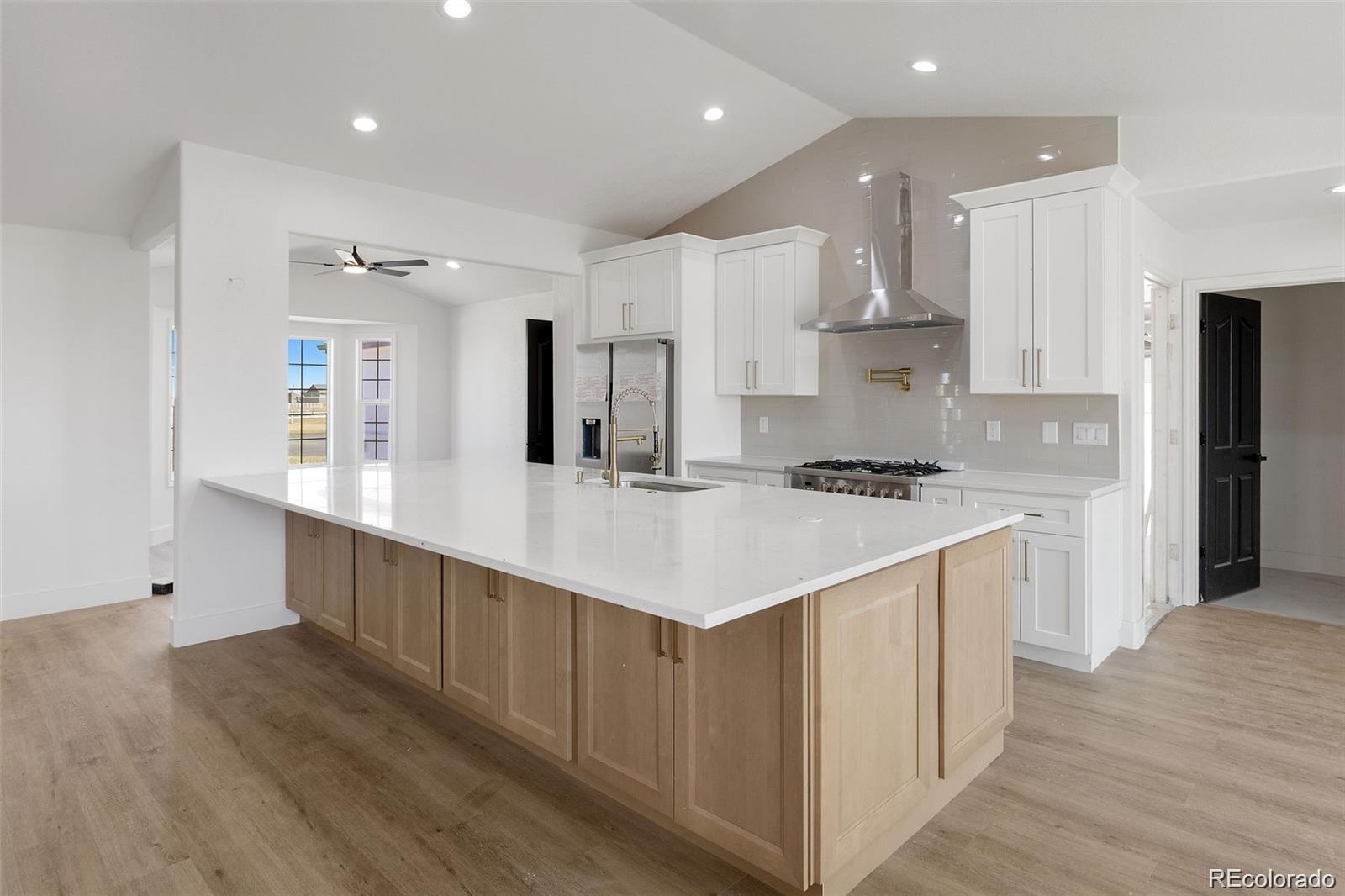 MLS Image #4 for 731  shoshone street,strasburg, Colorado