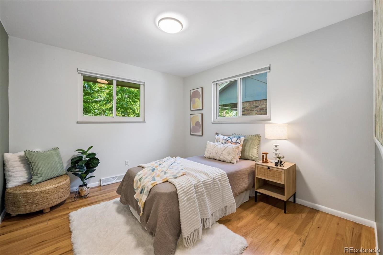 MLS Image #13 for 1366 s newport street,denver, Colorado