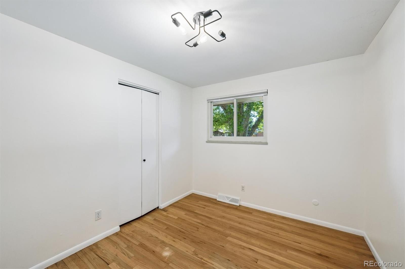 MLS Image #15 for 1366 s newport street,denver, Colorado
