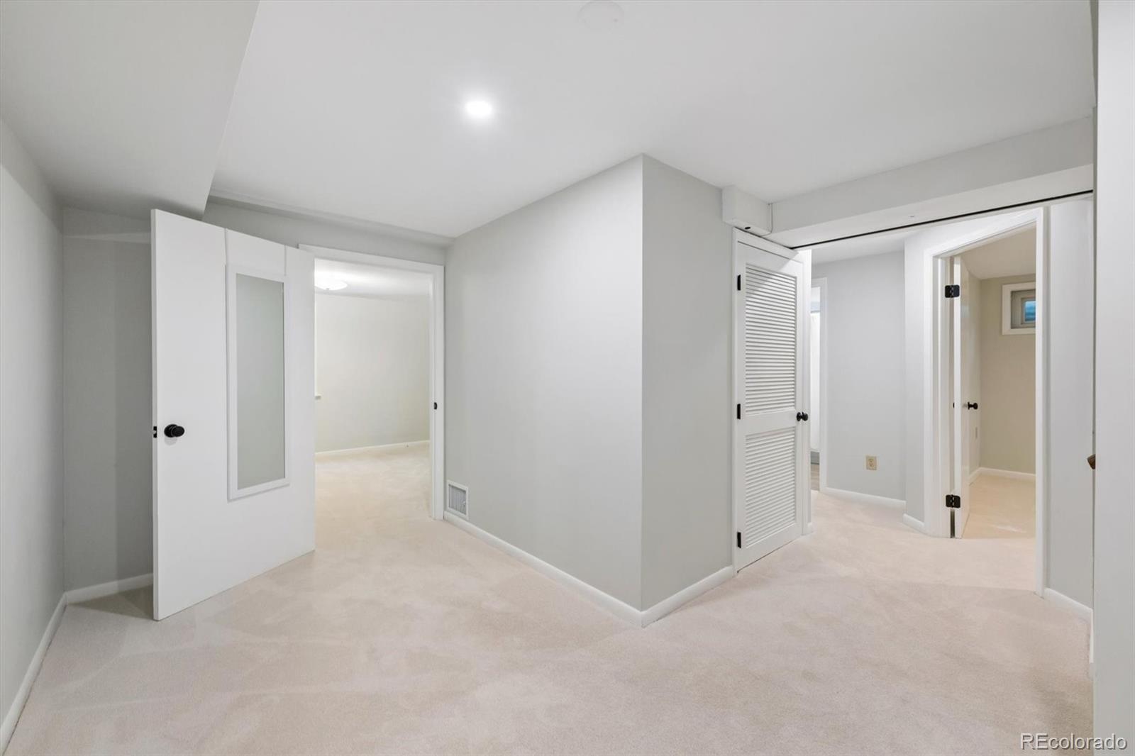 MLS Image #16 for 1366 s newport street,denver, Colorado