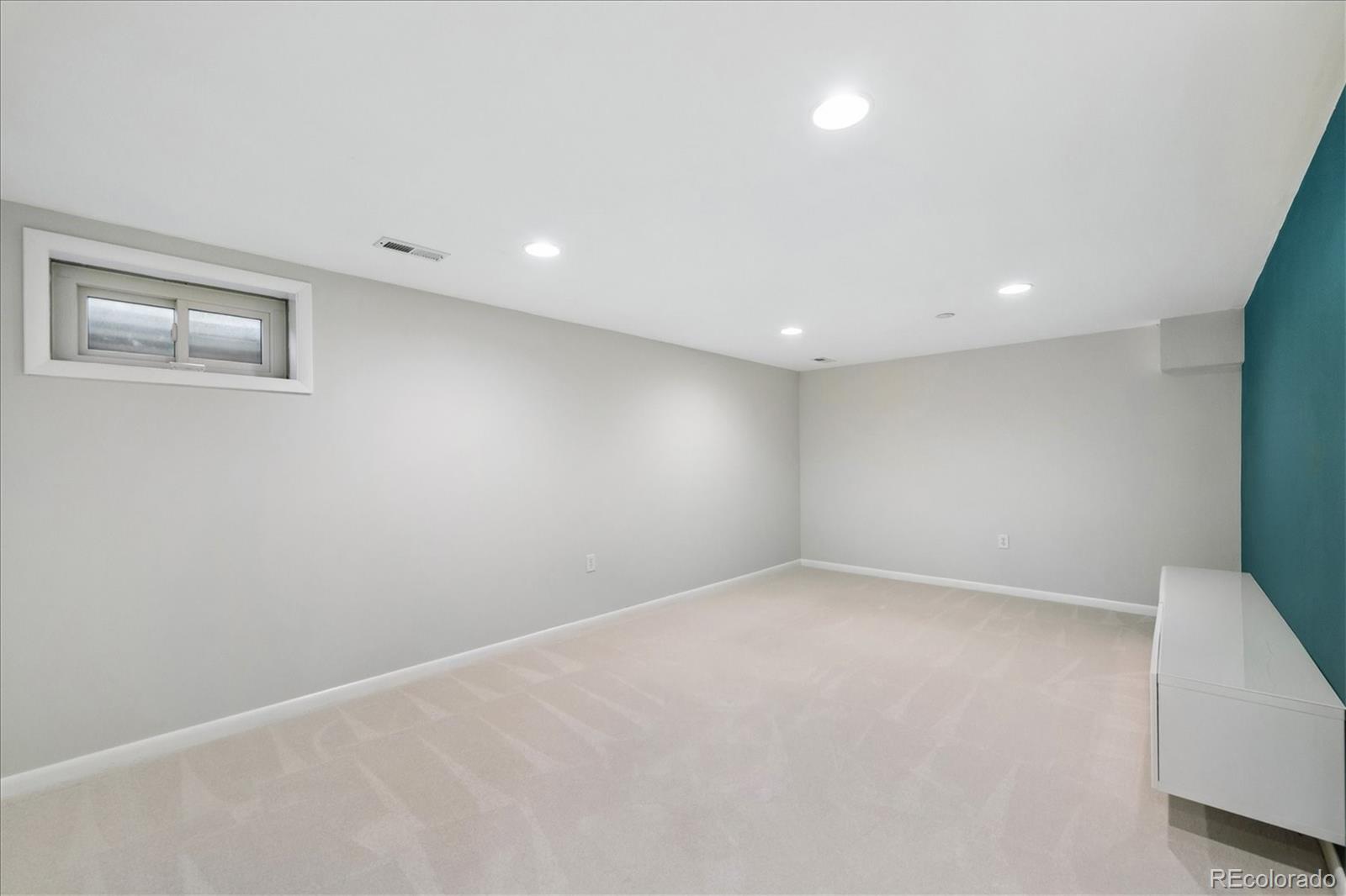MLS Image #19 for 1366 s newport street,denver, Colorado