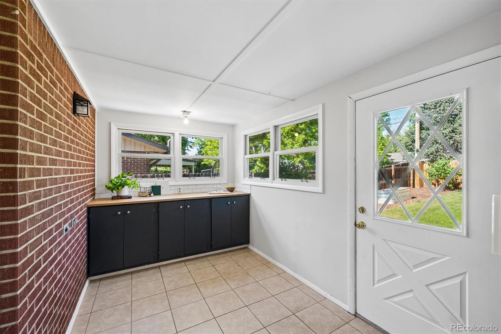 MLS Image #22 for 1366 s newport street,denver, Colorado