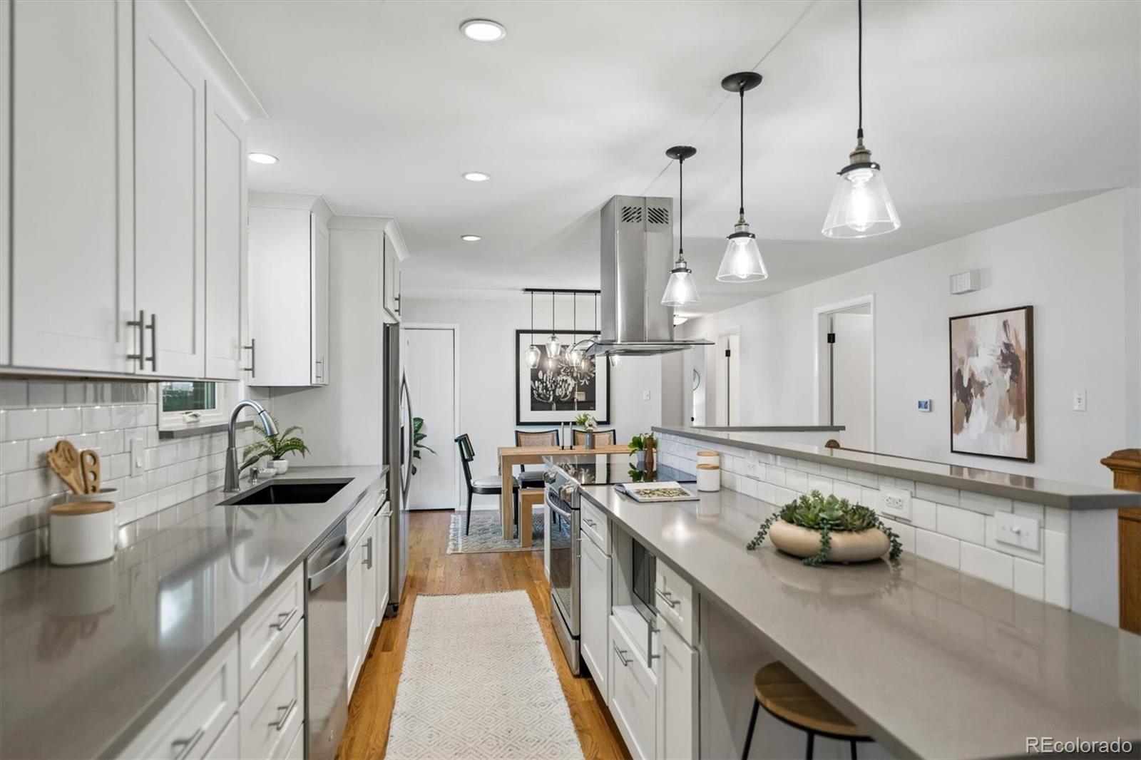 MLS Image #5 for 1366 s newport street,denver, Colorado
