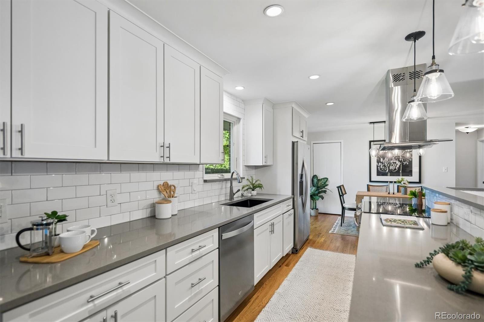 MLS Image #6 for 1366 s newport street,denver, Colorado