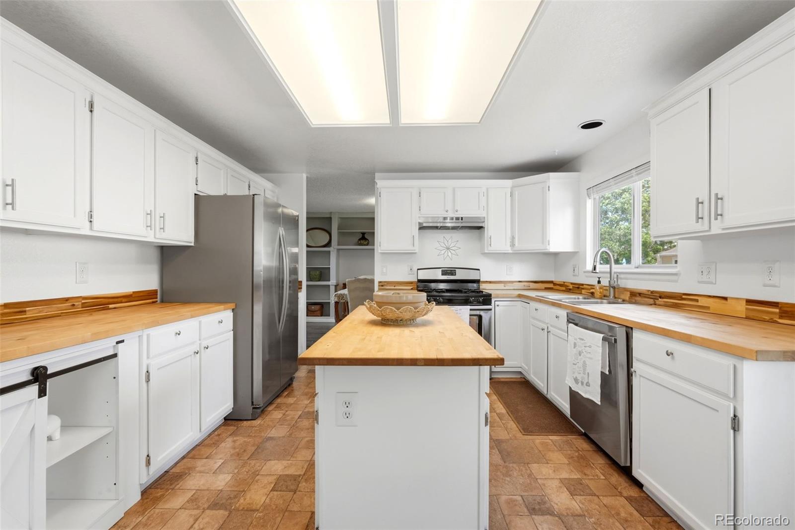 MLS Image #12 for 5512 s ward way,littleton, Colorado