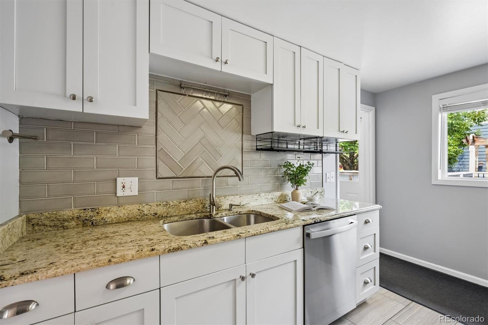 MLS Image #6 for 2190  jay street,edgewater, Colorado