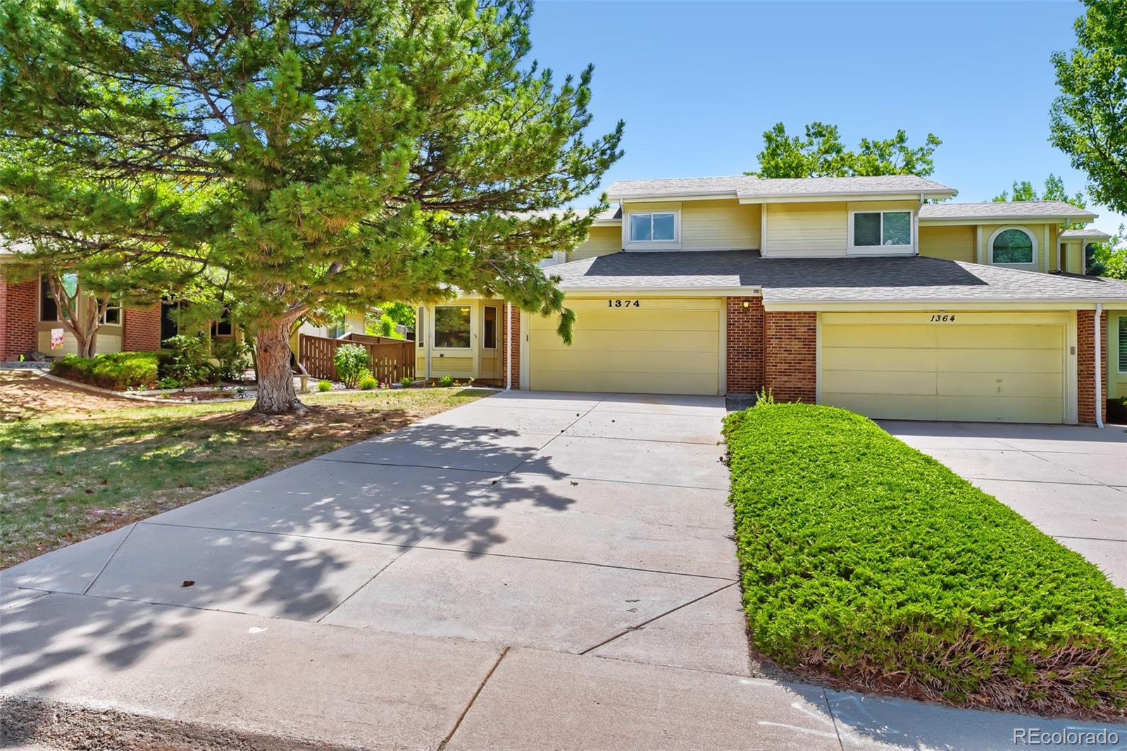 MLS Image #1 for 1374  briar circle,littleton, Colorado