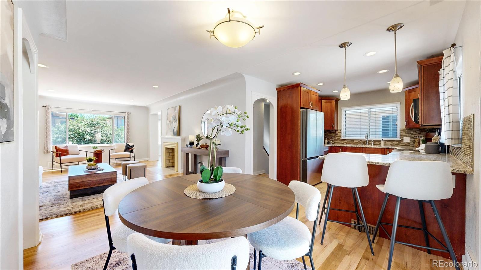 MLS Image #10 for 775  ivanhoe street,denver, Colorado