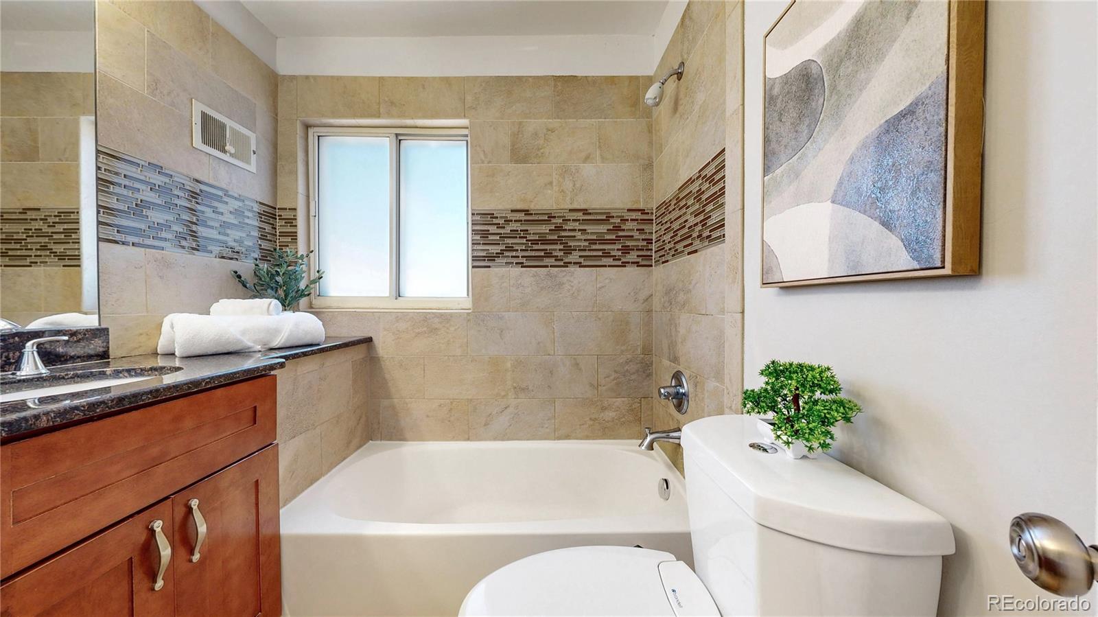 MLS Image #21 for 775  ivanhoe street,denver, Colorado