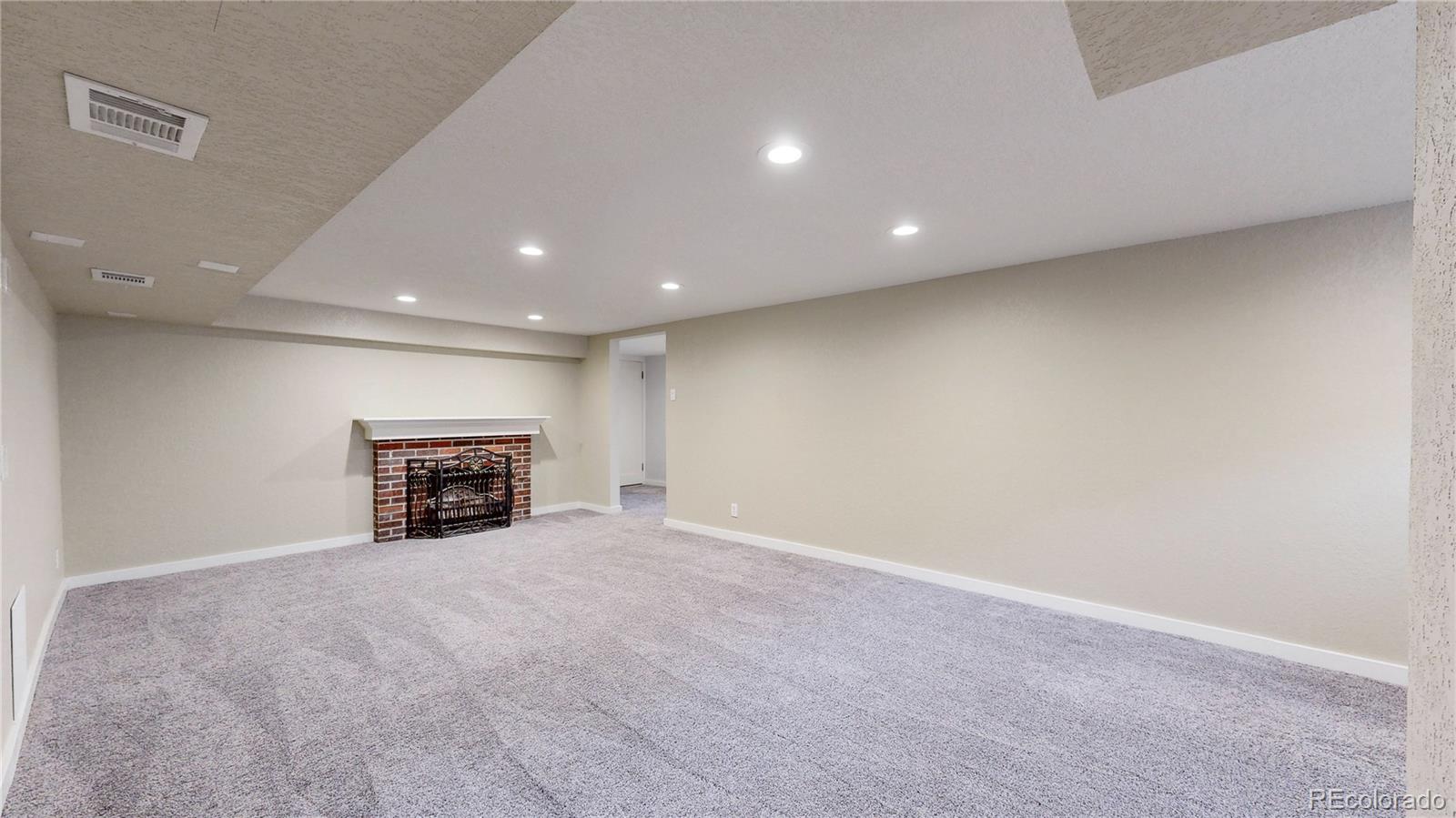 MLS Image #24 for 775  ivanhoe street,denver, Colorado