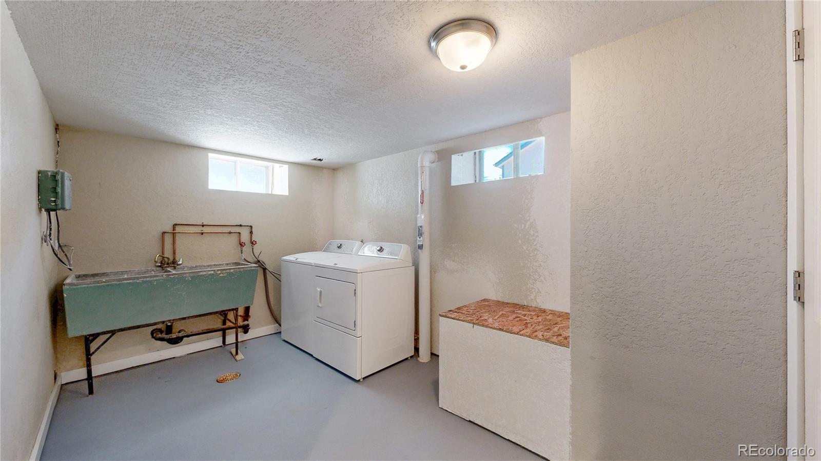 MLS Image #29 for 775  ivanhoe street,denver, Colorado