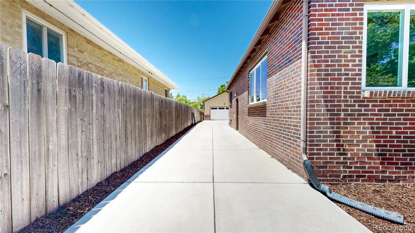 MLS Image #35 for 775  ivanhoe street,denver, Colorado