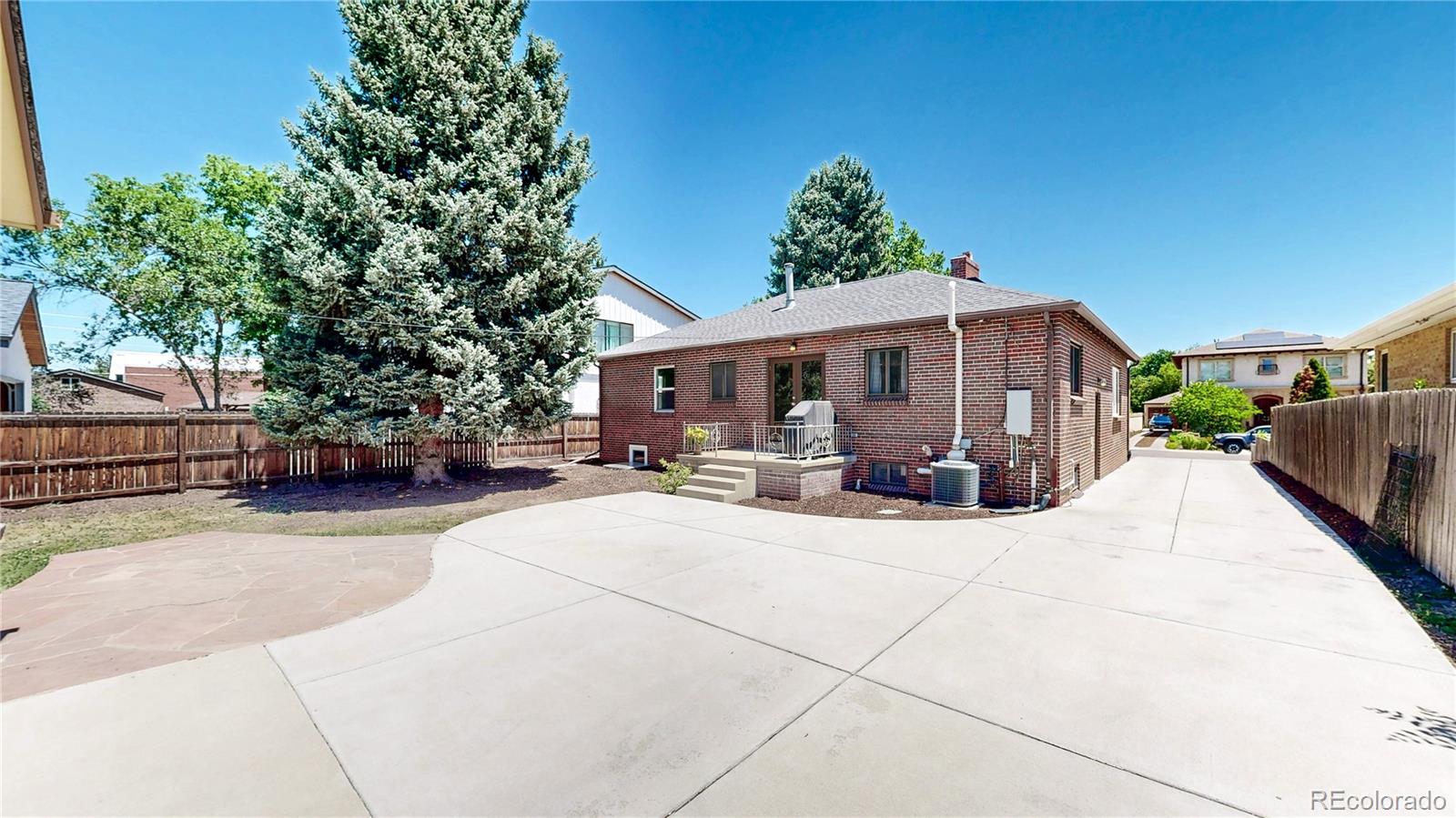 MLS Image #40 for 775  ivanhoe street,denver, Colorado