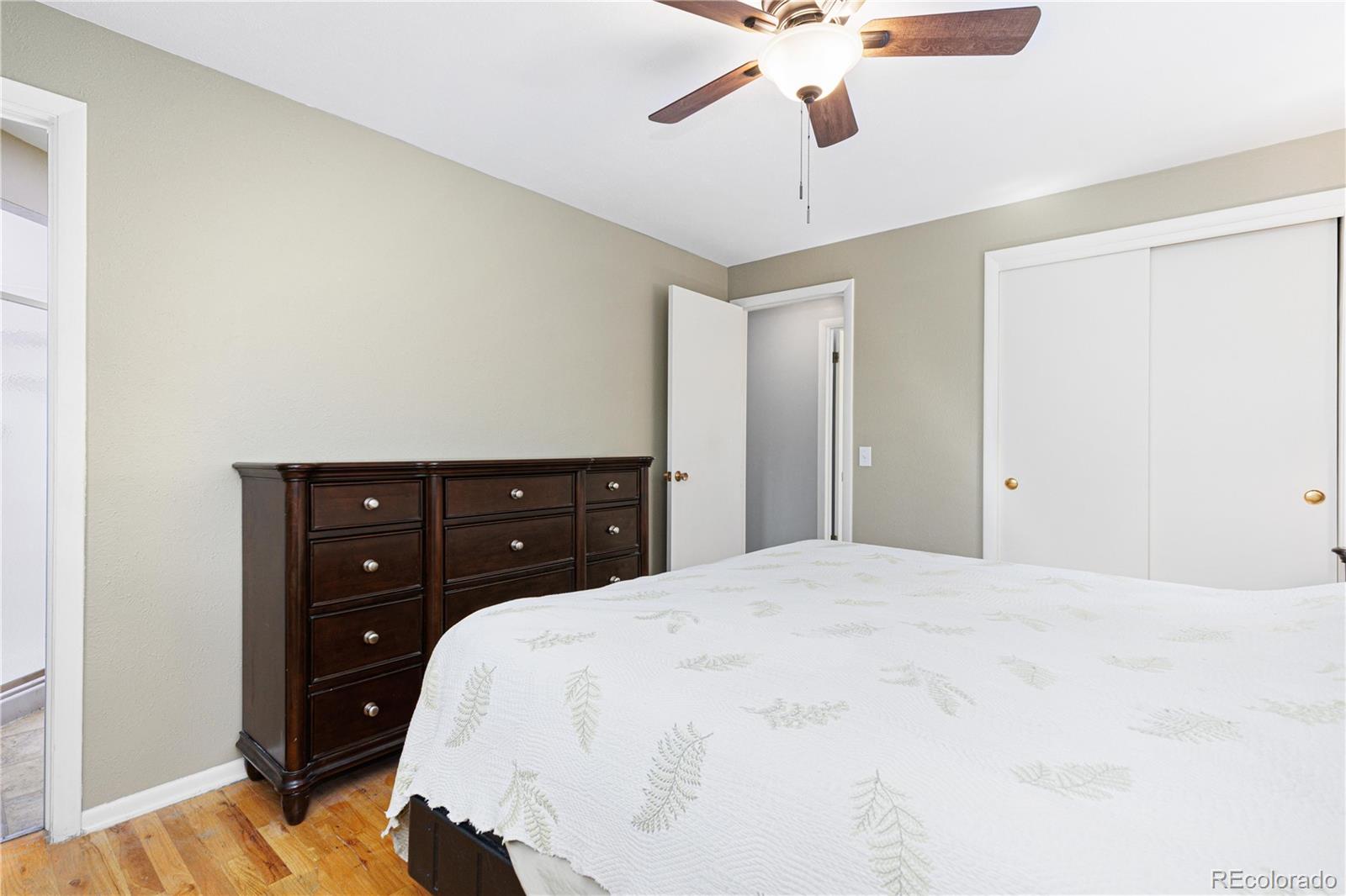 MLS Image #16 for 5876 w canyon avenue,littleton, Colorado