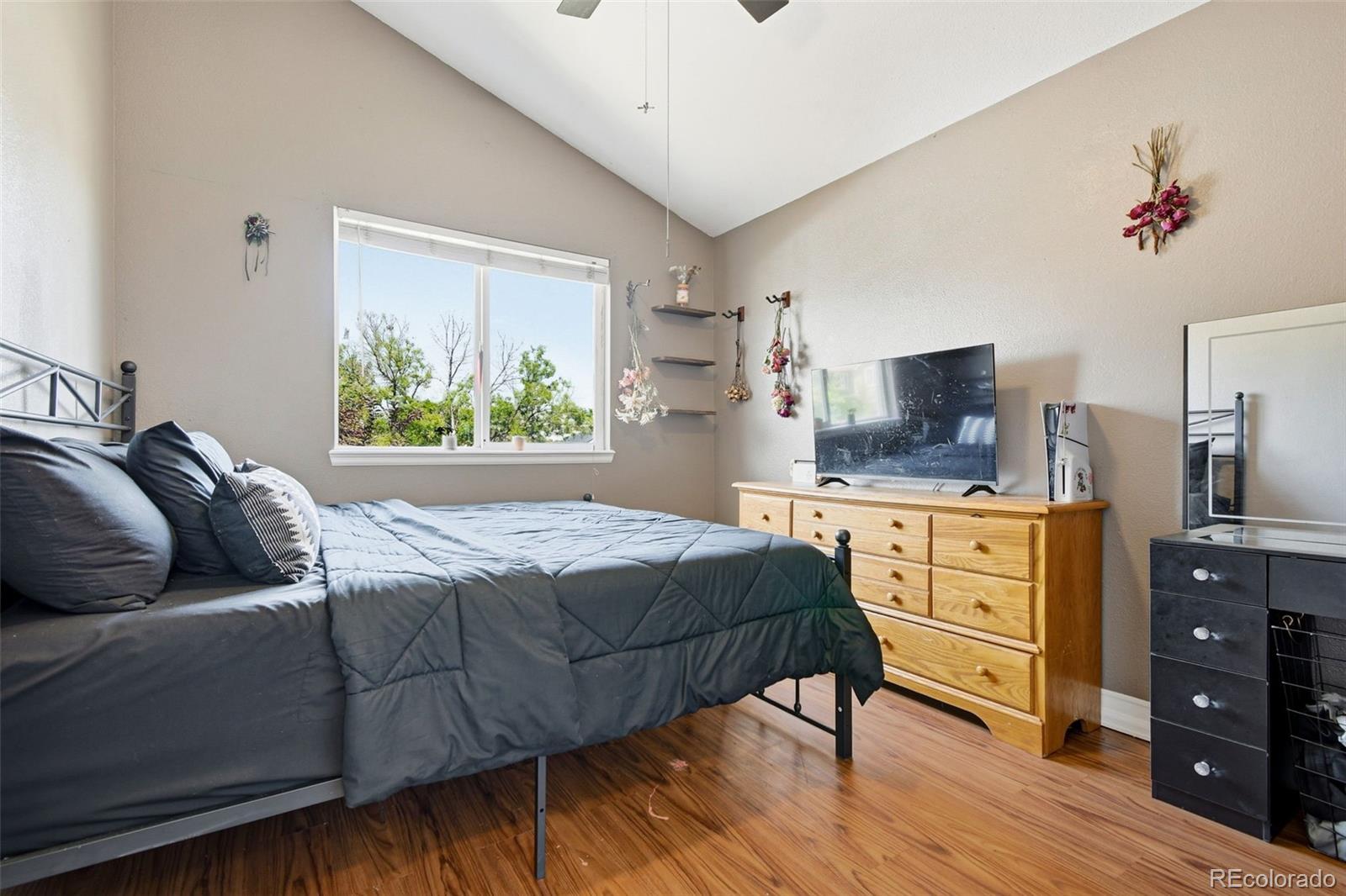 MLS Image #23 for 10417  bellaire court,denver, Colorado